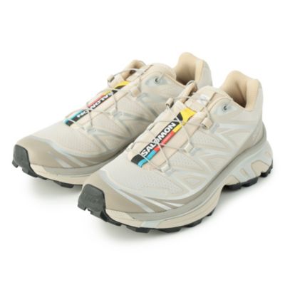 過酷なレースで磨かれた「XT-6」の最新モデル　XT−6