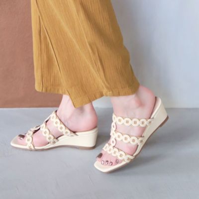 リンクモチーフウェッジミュールサンダル