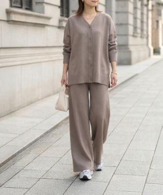 カーデ型トップス＆パンツセットアップ