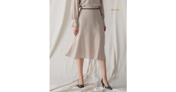 BEIGE，(ベイジ)のCINDY / フレアスカート通販 | 集英社HAPPY PLUS STORE