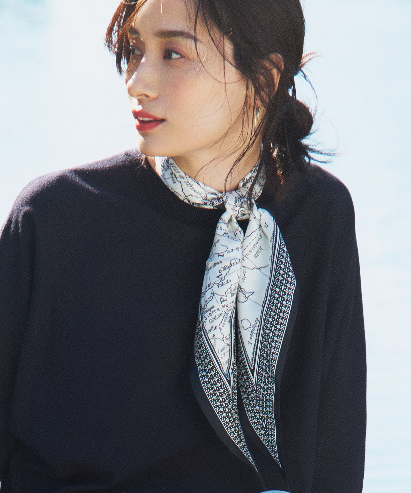 23区(ニジュウサンク)/【杏さん着用】シルク ダイヤ スカーフ
