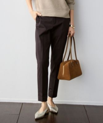 自由区(ジユウク)のコットンサテンテーパード パンツ通販 | 集英社