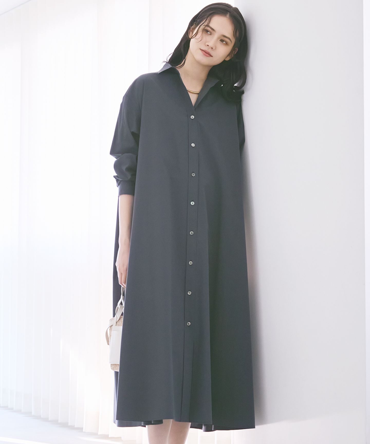23区(ニジュウサンク)/【SLOW/一部店舗限定】タンブラーコットンブロード シャツワンピース