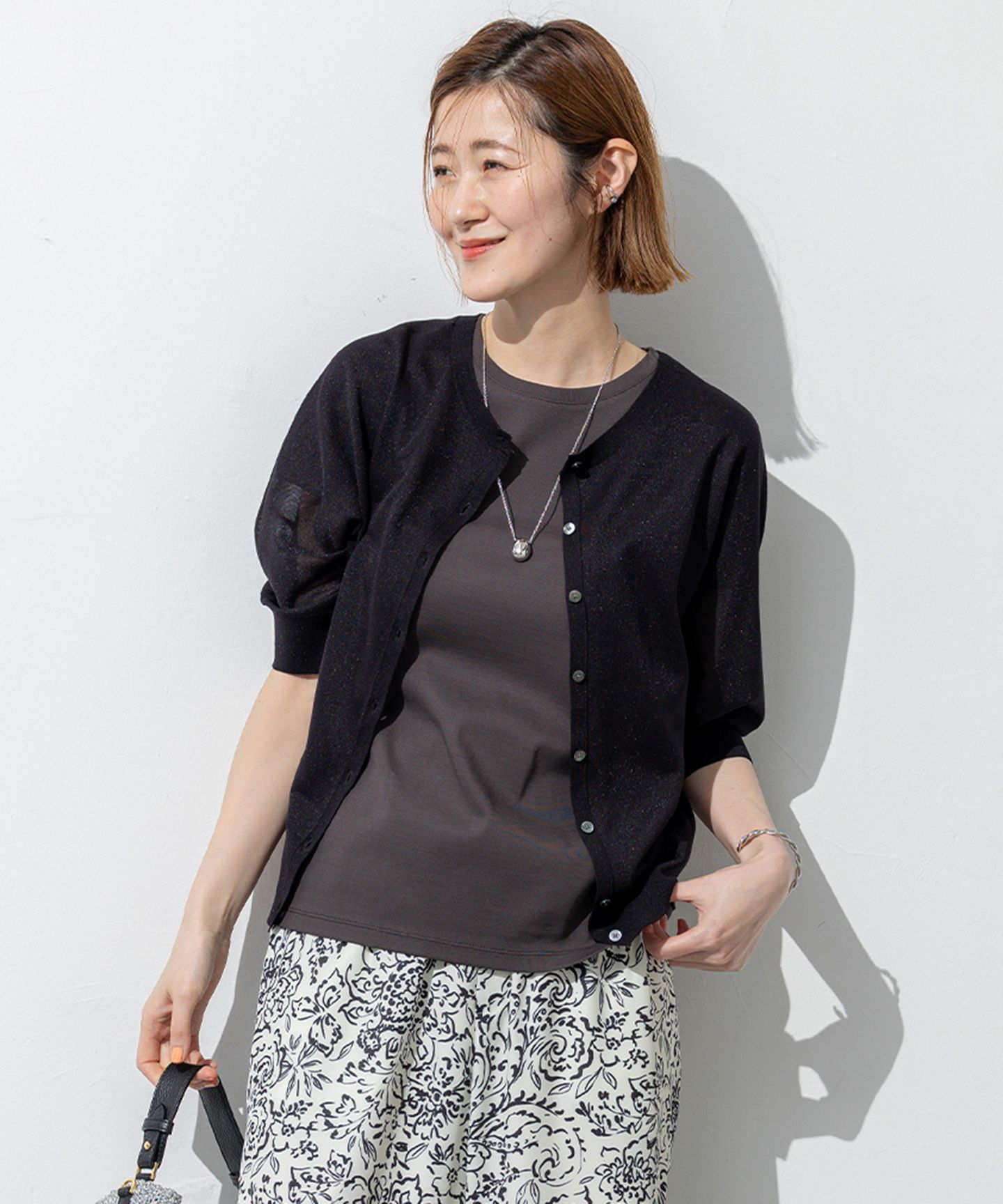 23区 S(ニジュウサンク エス)/【前後着用可能/洗える】シャイニーシアー 5分袖 カーディガン