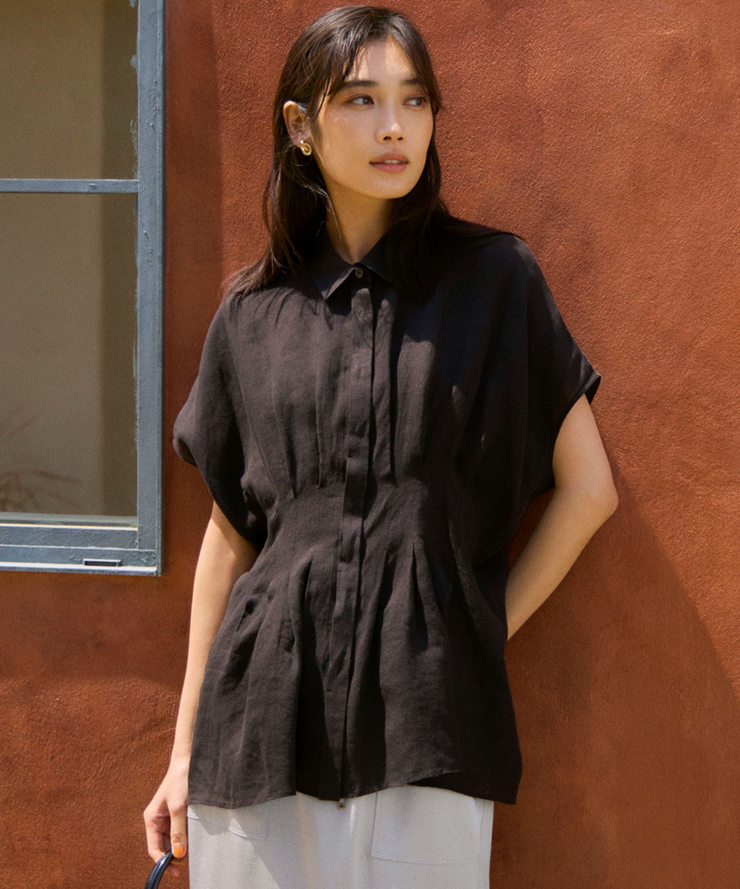 23区 S(ニジュウサンク エス)/【洗える】LIBECOリネン タック デザイン シャツ