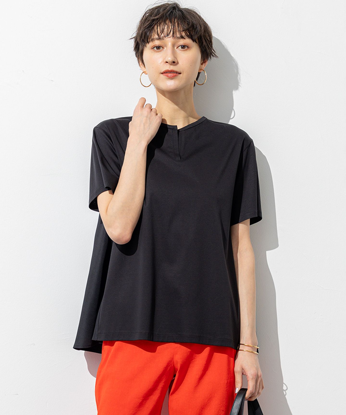 23区 S(ニジュウサンク エス)/【汗じみ防止/洗える】スムースデザイン バックフレア カットソー