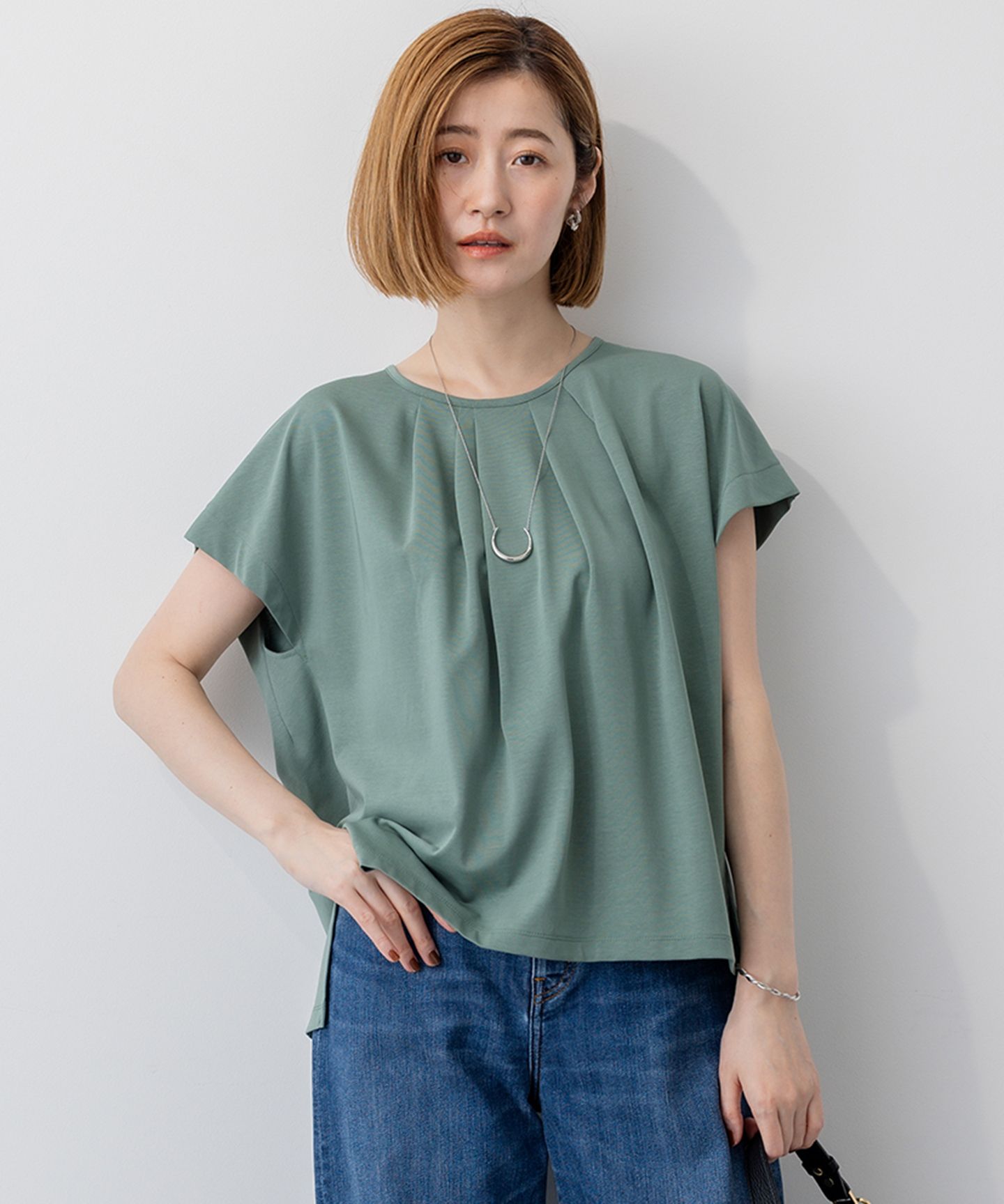 23区 S(ニジュウサンク エス)/【接触冷感/洗える】ツイストコットンプレーティング タックデザイン カットソー
