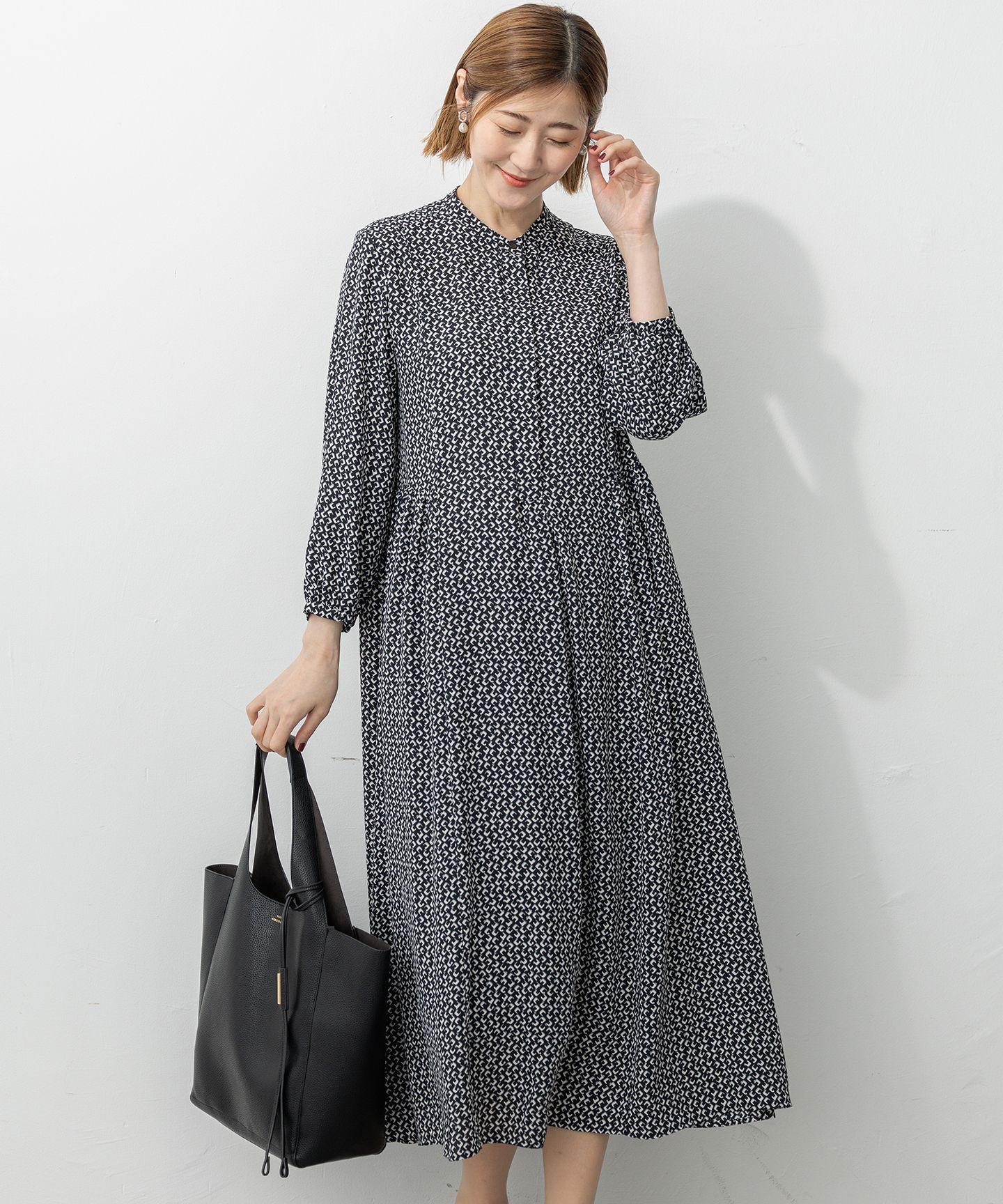 23区 L(ニジュウサンク エル)/【洗える】モダンジオメトリックプリント ワンピース