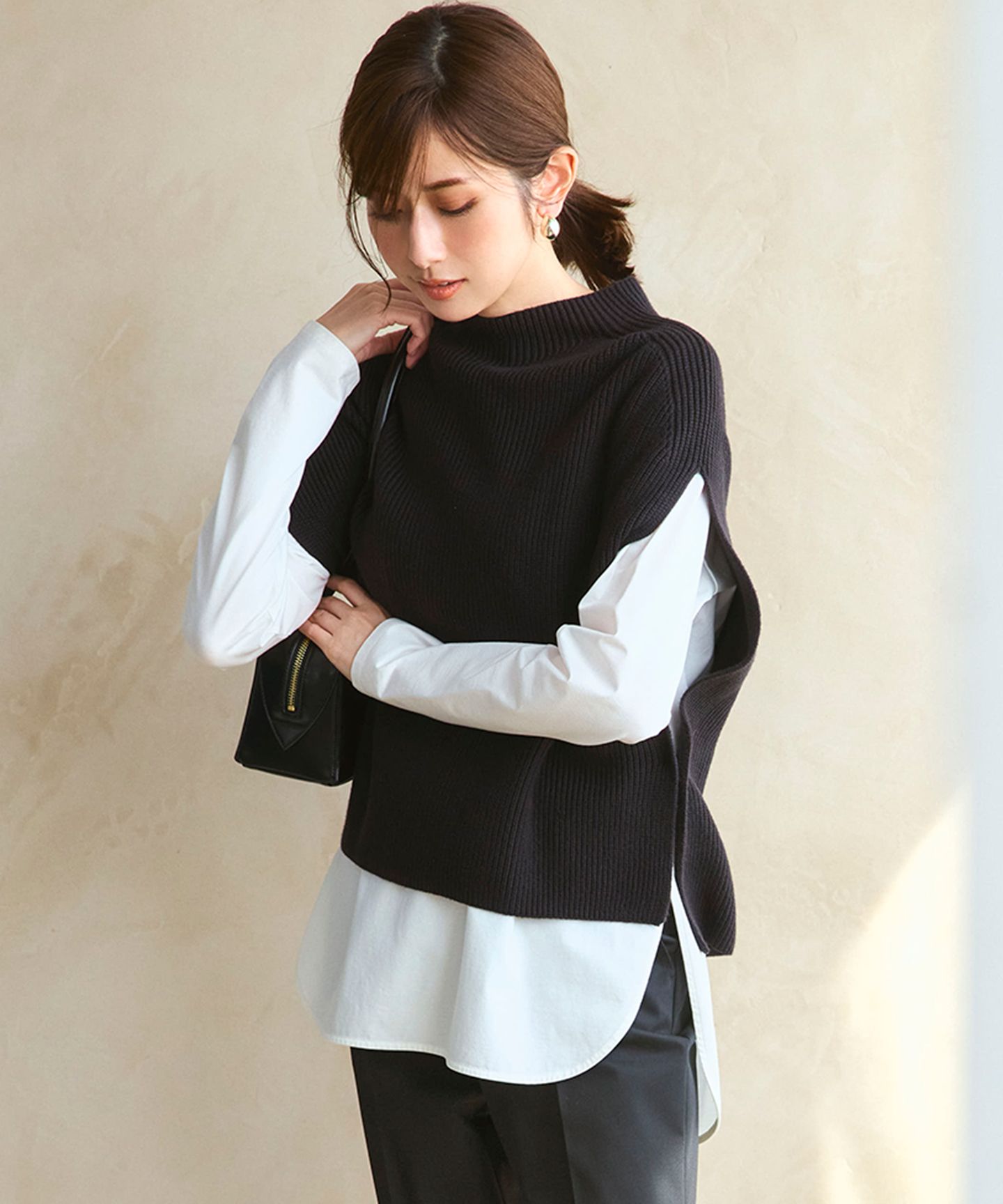 23区(ニジュウサンク)/【洗える】コットンリリー モックネックニットベスト