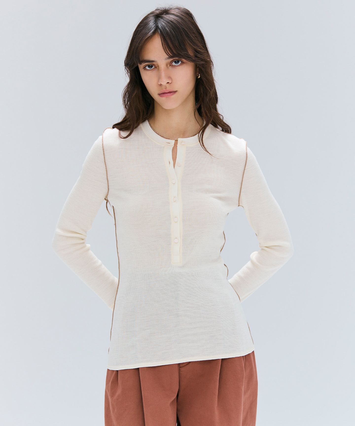 BEIGE，(ベイジ)/【洗える・GISELe 10月号掲載】FORD / ウール配色メローヘンリーネックカットソー