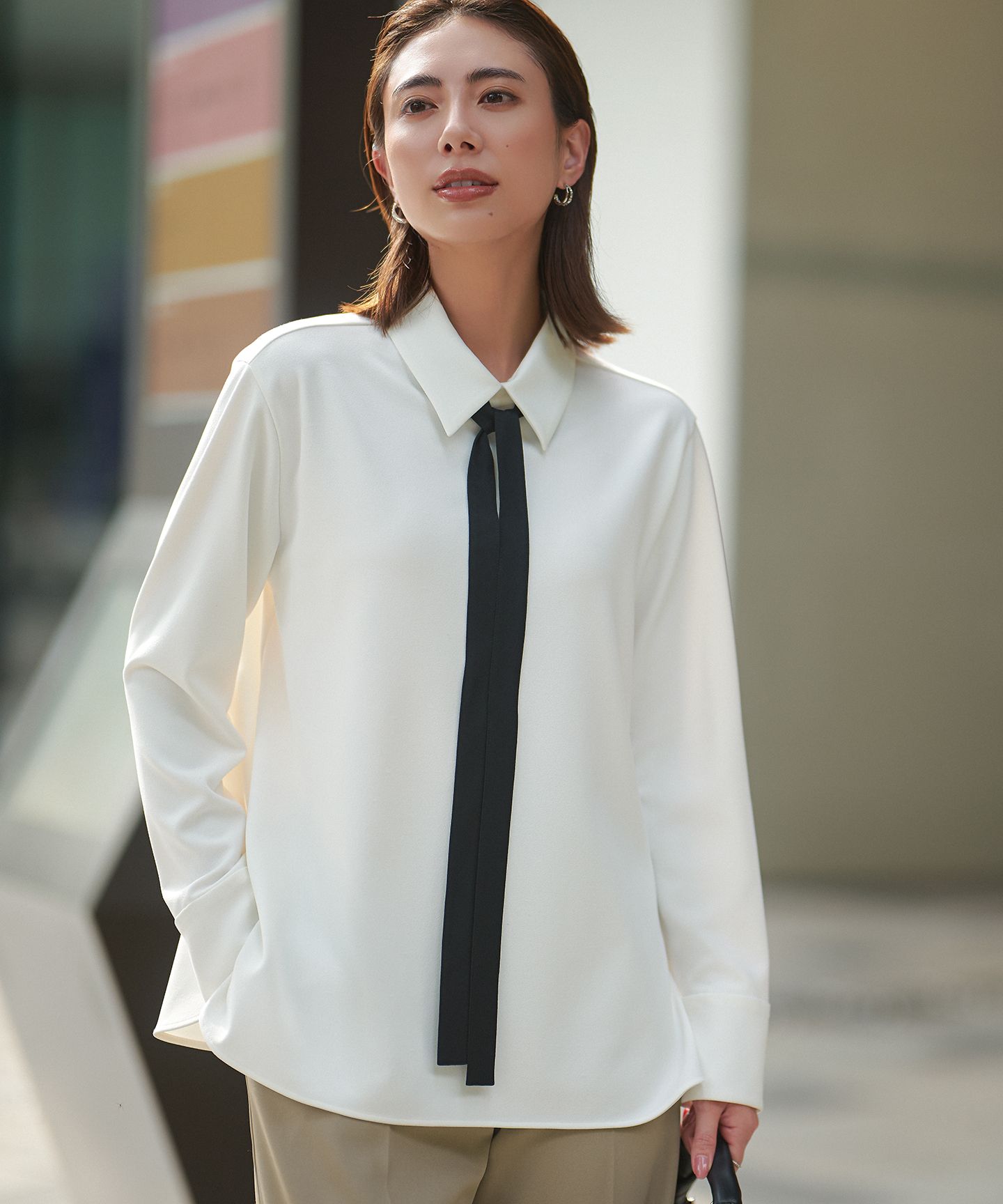 ICB L(アイシービー　エル)/【洗える】マラボーテＷジョーゼット ボウタイ付きシャツカラートップス