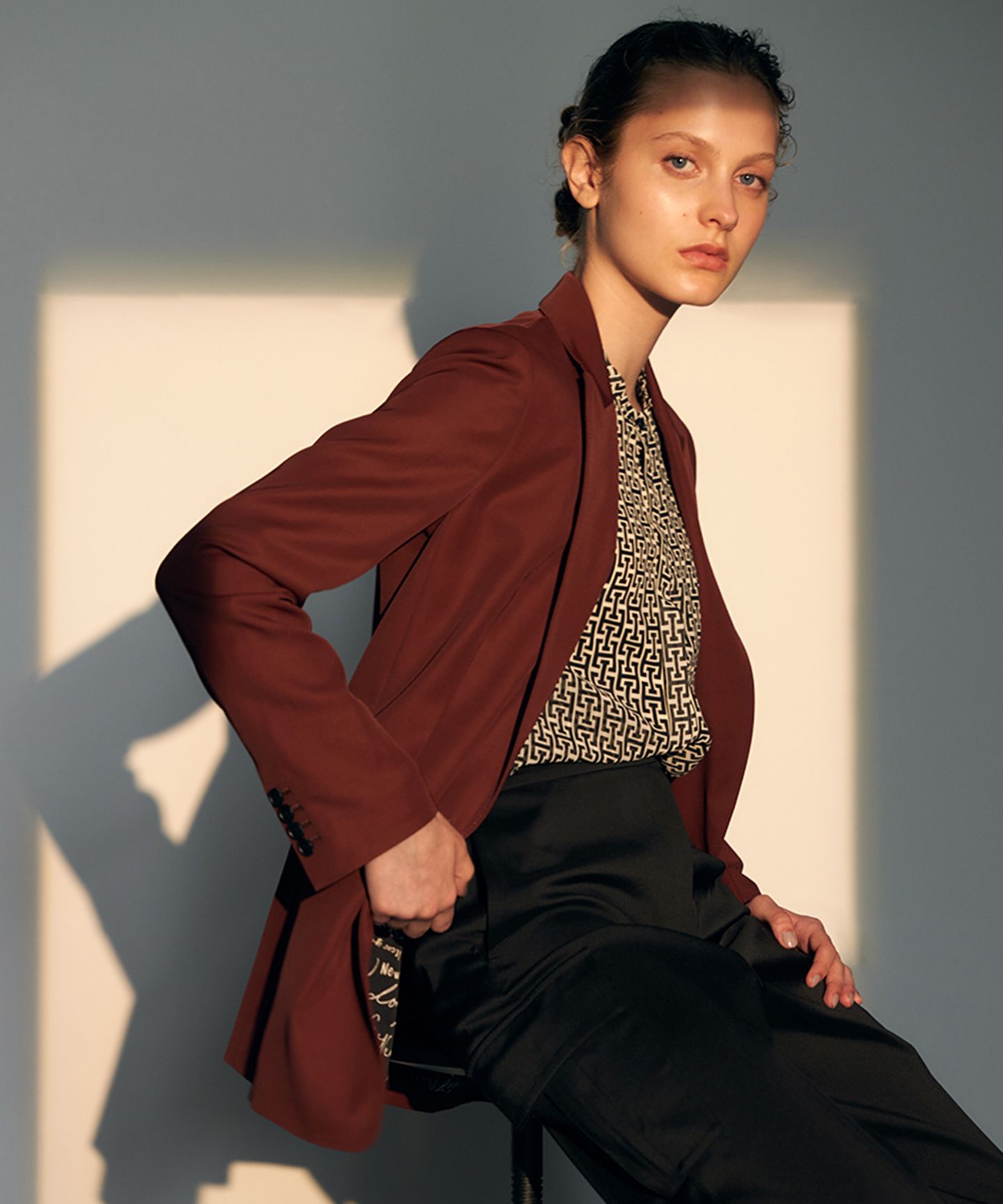 ICB L(アイシービー　エル)/【30th ANNIVERSARY】ヴィスコースウールツイル ピークドラペルジャケット