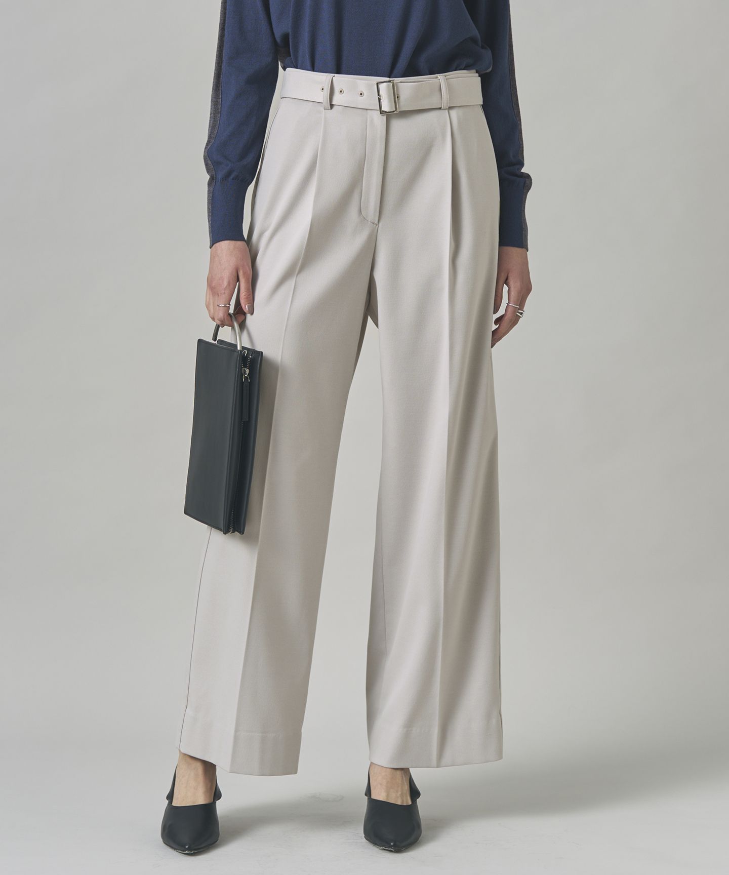 ICB L(アイシービー　エル)/ウォームサテン ワイドストレートパンツ