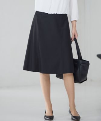 23区　ファインネスウール フレア スカート 23区(ニジュウサンク)の【セットアップ着用】ファインネスウール