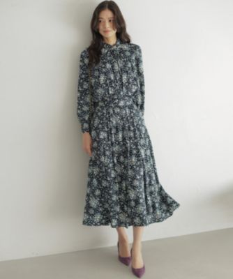 組曲 L(クミキョク エル)のモザイクフラワープリント スカート通販