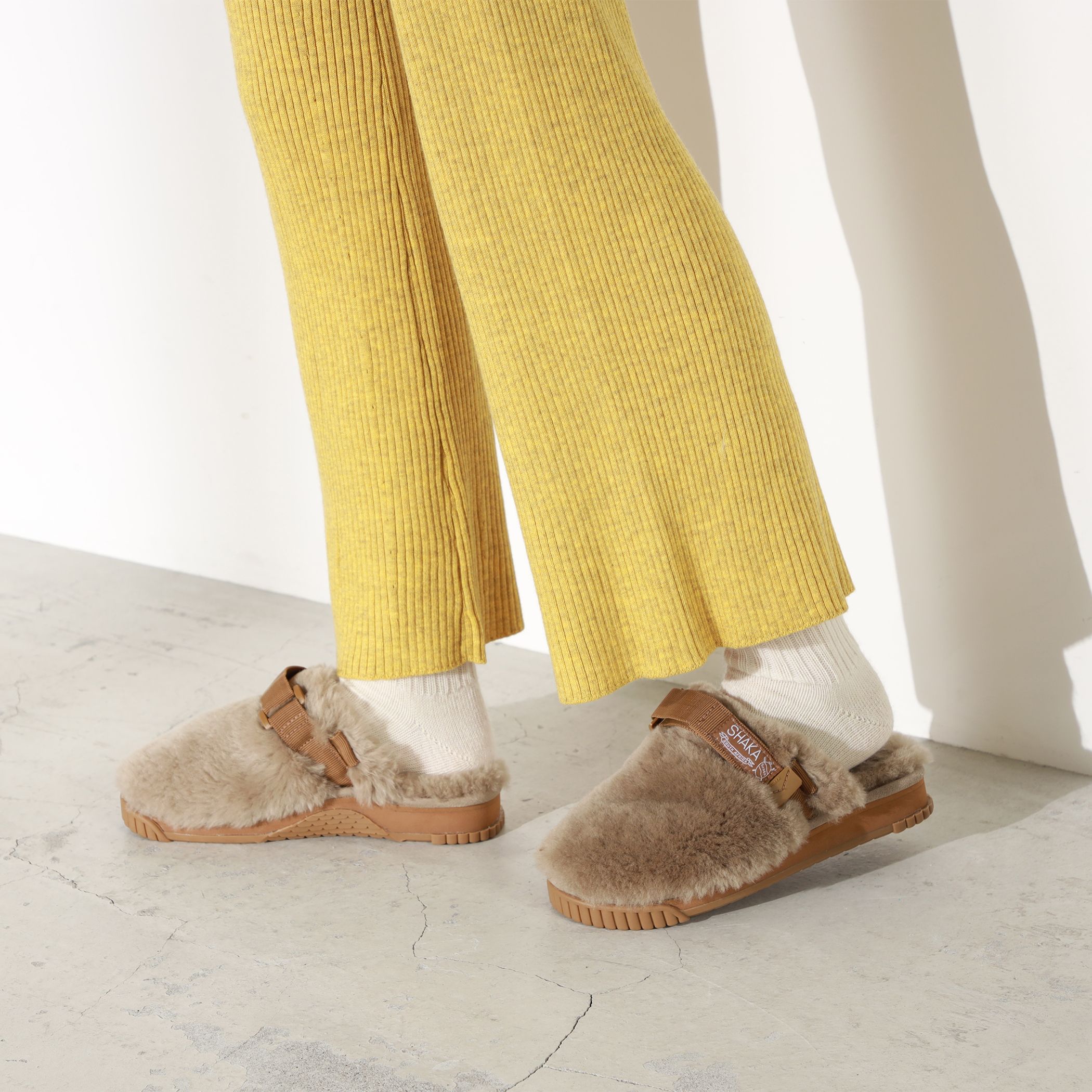 Rie Miller(リエミラー)/【SHAKA/シャカ】◇【WEB限定】SNUG CLOG MOUTONスリッパ