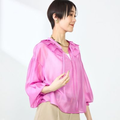　ラッフル衿シアーブラウス