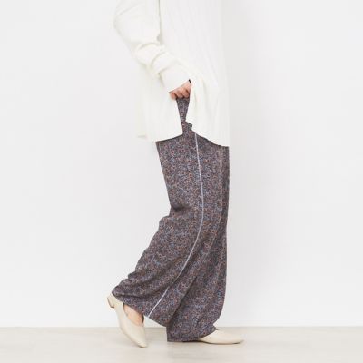 Rouge Vif ルージュ ヴィフ の Web 一部店舗限定 プリントイージーパンツ通販 集英社happy Plus Store