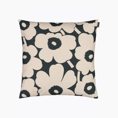 Marimekko マリメッコ のpieni Unikko クッションカバー 50x50cm通販 集英社happy Plus Store