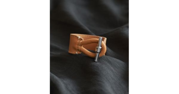Whim Gazette(ウィム ガゼット)の【Hoaw.】Leather ブレスレット通販 