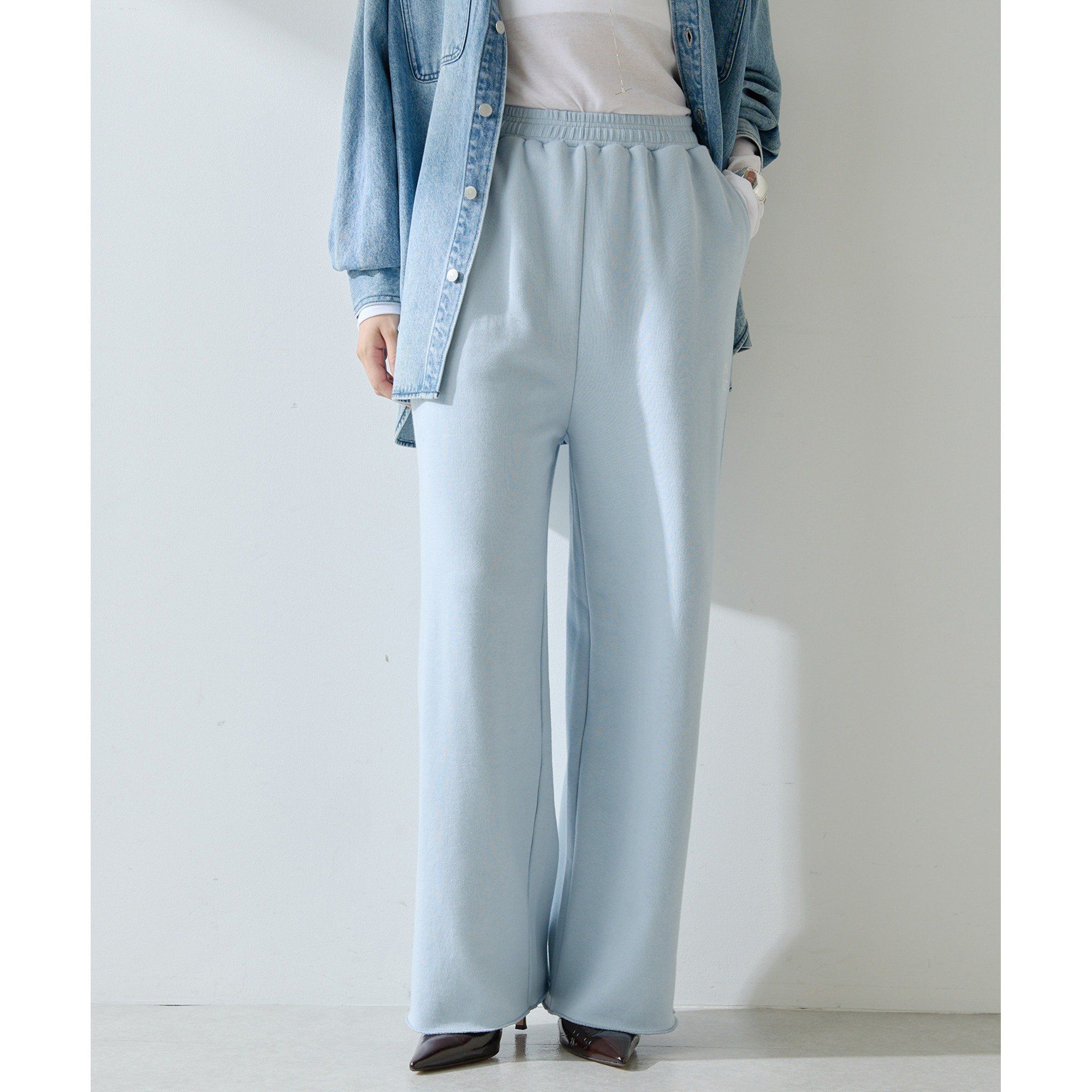 Whim Gazette(ウィム ガゼット)/ロゴ裏毛ワイドパンツ