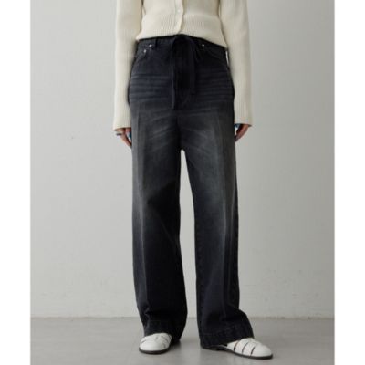 センタープレスブラックデニムパンツ