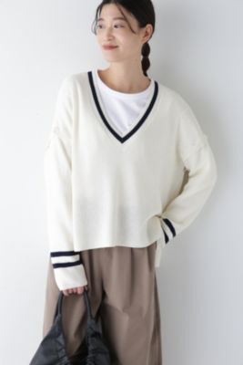 human woman(ヒューマン ウーマン)の◇2WAYライン入Vネックプル