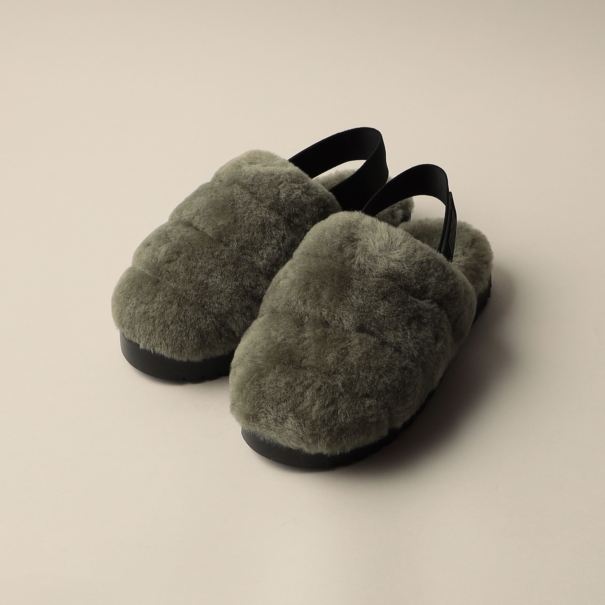 Odette e Odile(オデット エ オディール)/＜UGG（アグ）＞ SUPER FLUFF SLIPPER